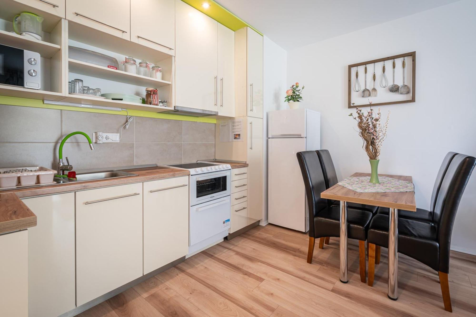 Peter Apartment With Terrace بودابست المظهر الخارجي الصورة