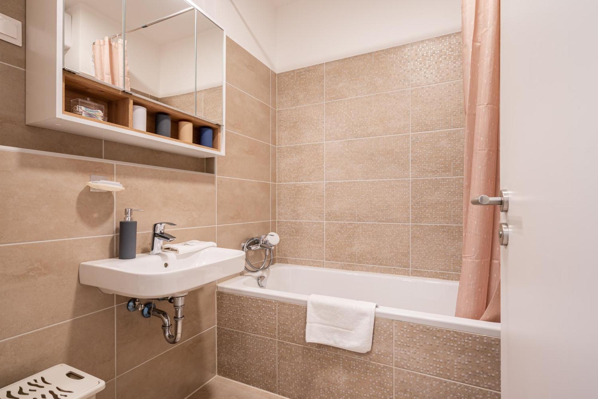 Peter Apartment With Terrace بودابست المظهر الخارجي الصورة
