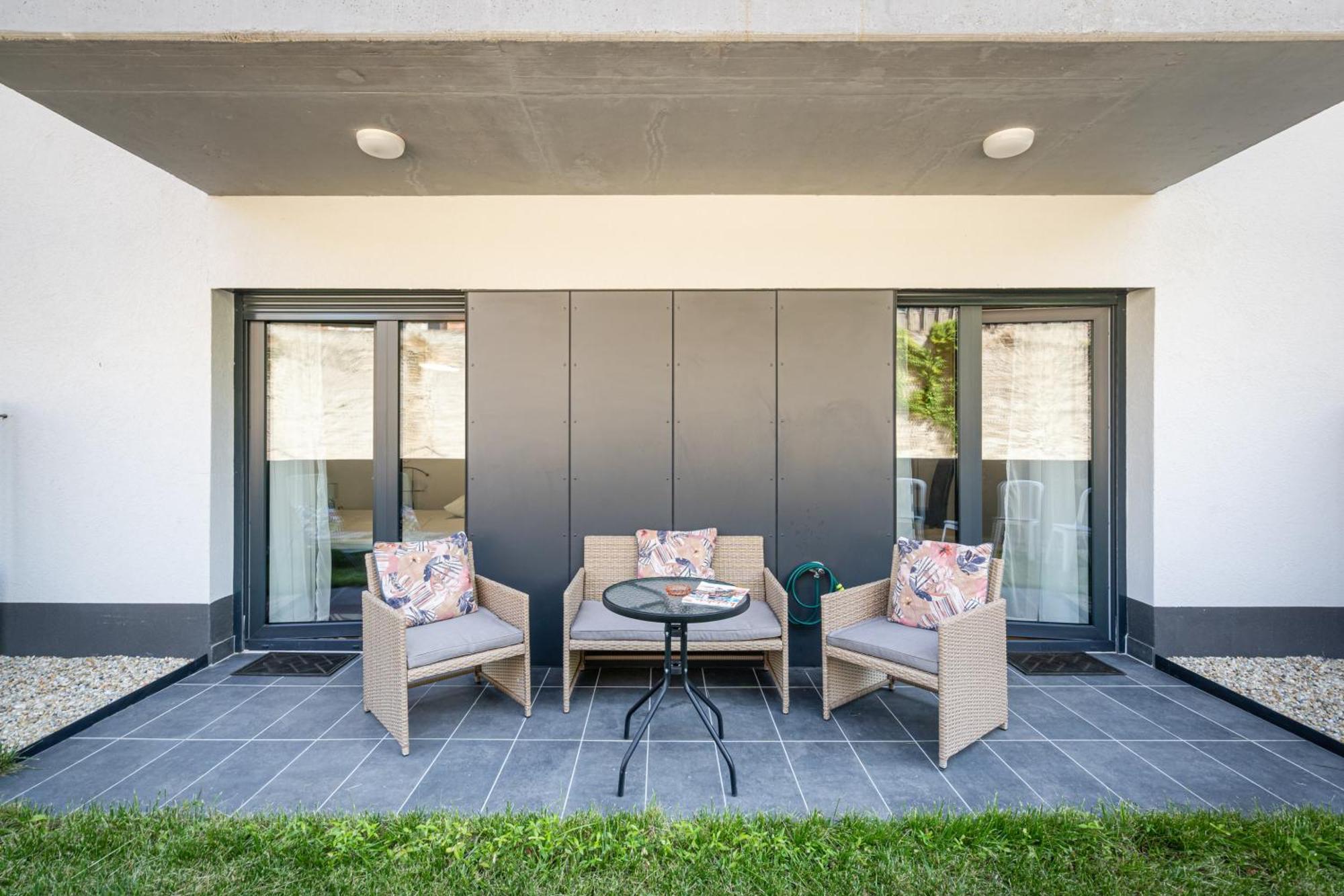 Peter Apartment With Terrace بودابست المظهر الخارجي الصورة